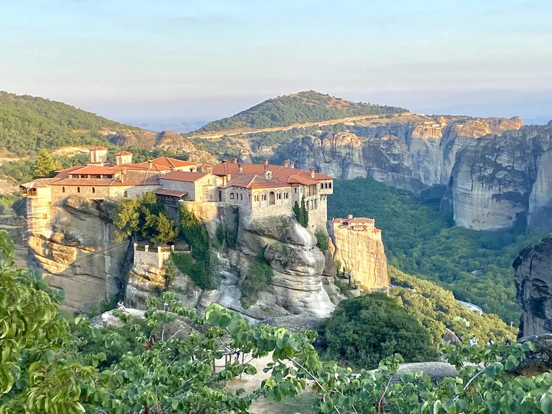 Solana DEX Meteora Launches MET Token: What It Is and Why It Matters for Solana